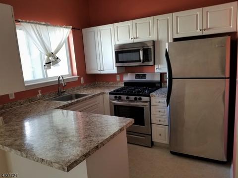 1221 Brittany Dr, Wayne, NJ 07470 photo 2