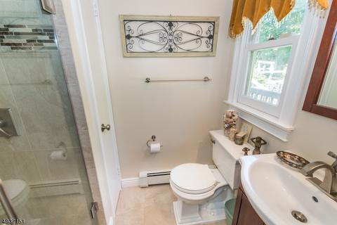 16 Pine Ter, Wayne, NJ 07470 photo 10