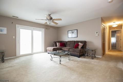 18 John St Apt 2d #2D, Bloomfield, NJ 07003 photo 2