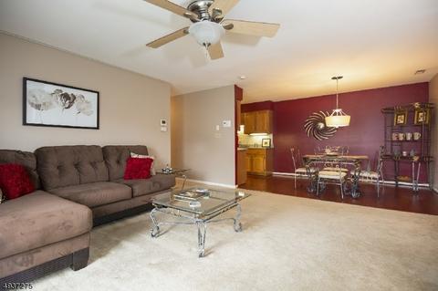 18 John St Apt 2d #2D, Bloomfield, NJ 07003 photo 4