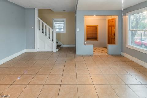 24 E Curtis St, Linden, NJ 07036 photo 12