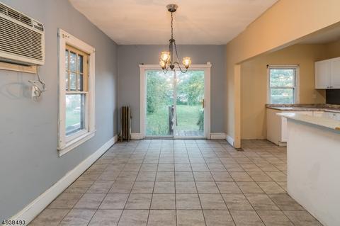 24 E Curtis St, Linden, NJ 07036 photo 9