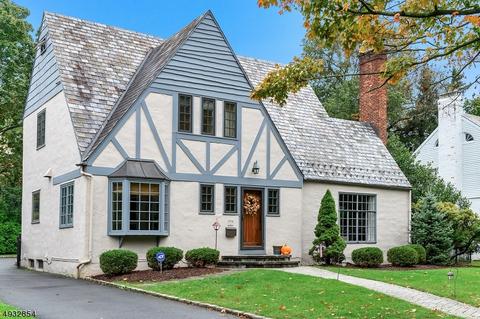 17 Oakley Ave, Summit, NJ 07901 photo 2