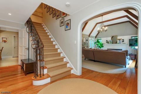 17 Oakley Ave, Summit, NJ 07901 photo 3