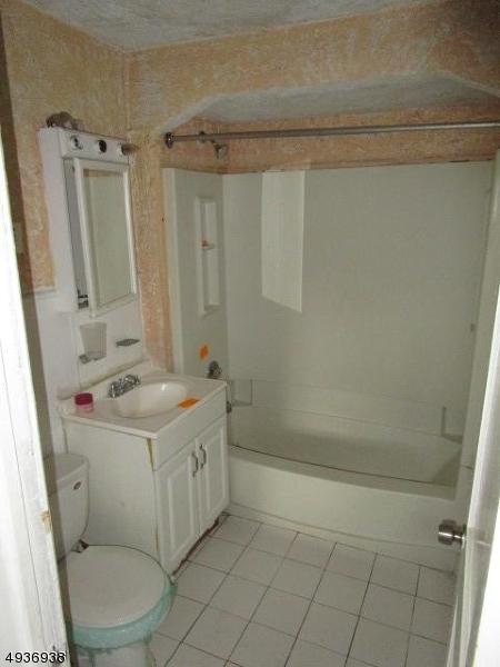 24 Park Ave, Passaic, NJ 07055 photo 6