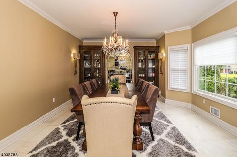 101 Thomas Dr, Clark, NJ 07066 photo 8