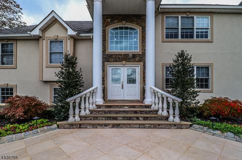101 Thomas Dr, Clark, NJ 07066 photo 3