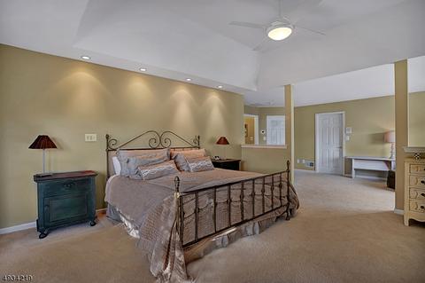 49 Totten Dr, Bridgewater, NJ 08807 photo 13