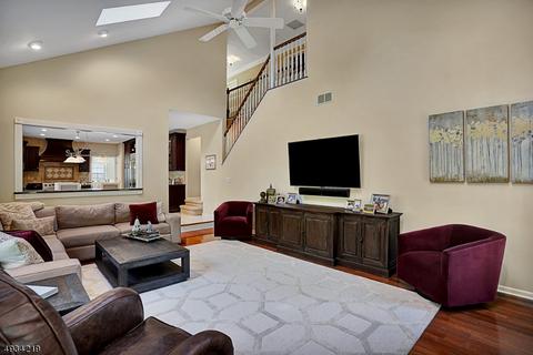 49 Totten Dr, Bridgewater, NJ 08807 photo 5