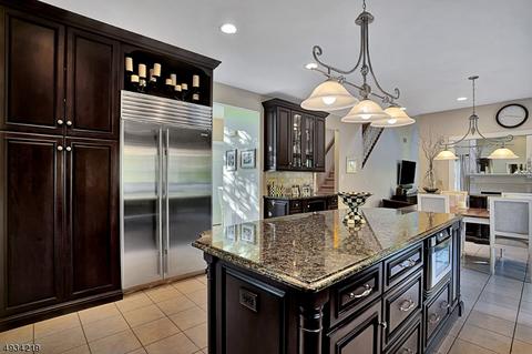 49 Totten Dr, Bridgewater, NJ 08807 photo 9