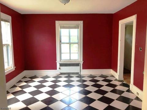 32 Smith St, Bloomfield, NJ 07003 photo 2