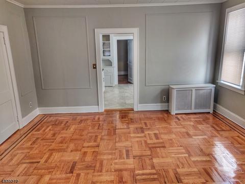 70 Wolf Pl, Hillside, NJ 07205 photo 2