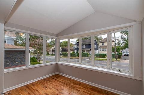 511 E 3rd Ave, Roselle, NJ 07203 photo 9