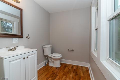 511 E 3rd Ave, Roselle, NJ 07203 photo 13