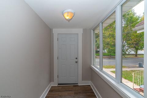 511 E 3rd Ave, Roselle, NJ 07203 photo 8