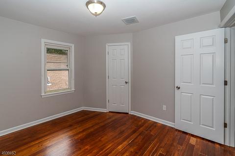 511 E 3rd Ave, Roselle, NJ 07203 photo 21