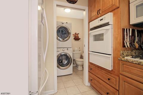 70 Lawrence Dr, Hackettstown, NJ 07840 photo 14