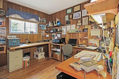 70 Lawrence Dr, Hackettstown, NJ 07840 photo 24