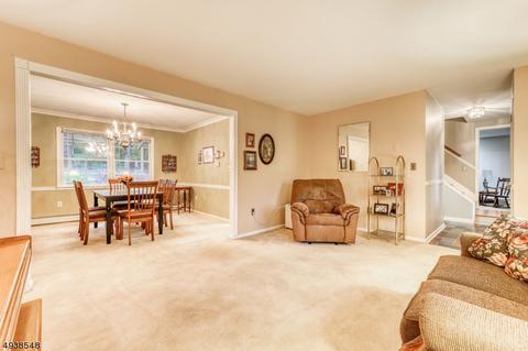 511 Hamilton Dr, Hackettstown, NJ 07840 photo 3