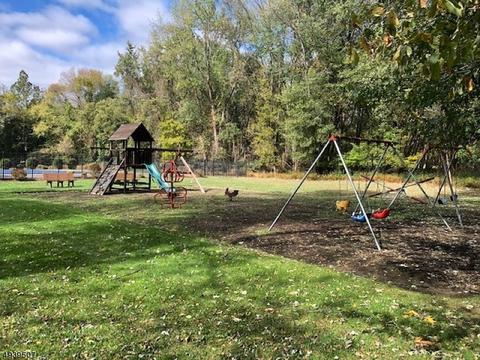 79 Lexington Ln, Wayne, NJ 07470 photo 22