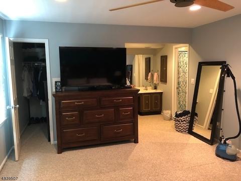 79 Lexington Ln, Wayne, NJ 07470 photo 10