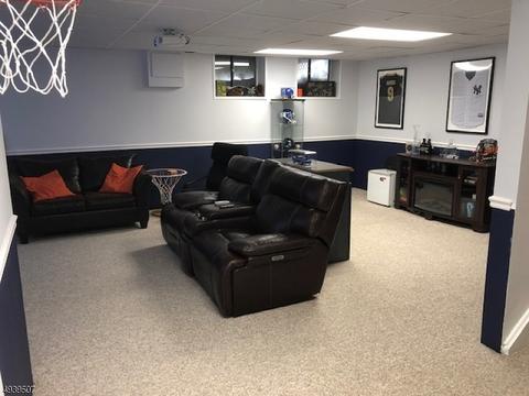 79 Lexington Ln, Wayne, NJ 07470 photo 16