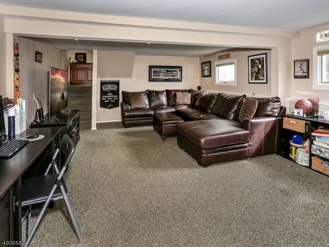37 Taylor St, Dover, NJ 07801 photo 10