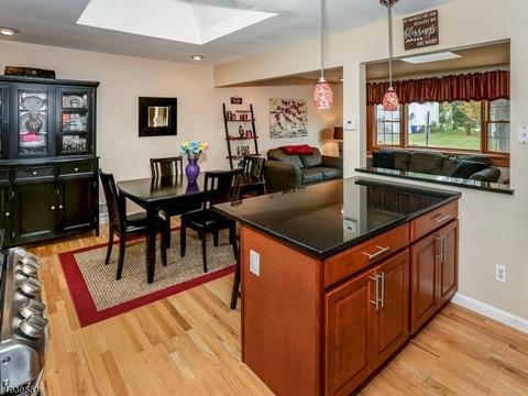 37 Taylor St, Dover, NJ 07801 photo 7