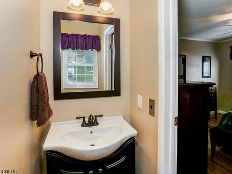 37 Taylor St, Dover, NJ 07801 photo 16