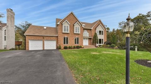 25 Dave Espie Way, Wayne, NJ 07470 photo 2