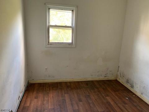 537 E 2nd Ave, Roselle, NJ 07203 photo 23