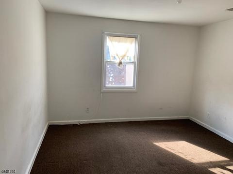 537 E 2nd Ave, Roselle, NJ 07203 photo 19