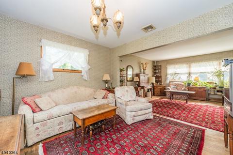 94 Wendt Ln, Wayne, NJ 07470 photo 10