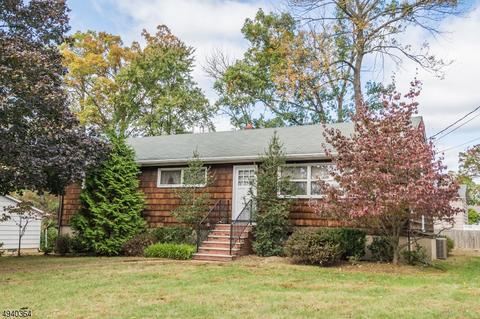 94 Wendt Ln, Wayne, NJ 07470 photo 2