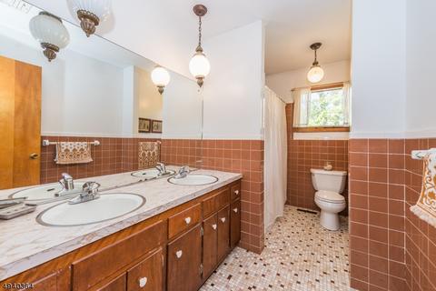 94 Wendt Ln, Wayne, NJ 07470 photo 16