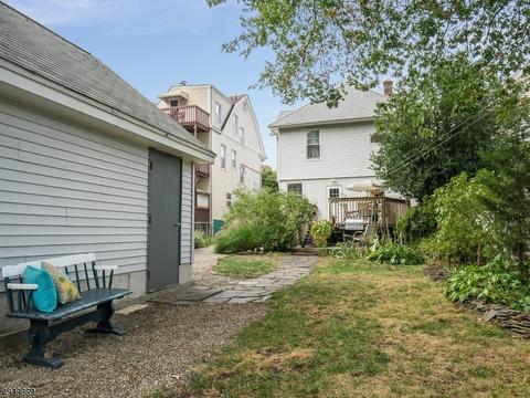 149 Berkeley Ave, Bloomfield, NJ 07003 photo 22