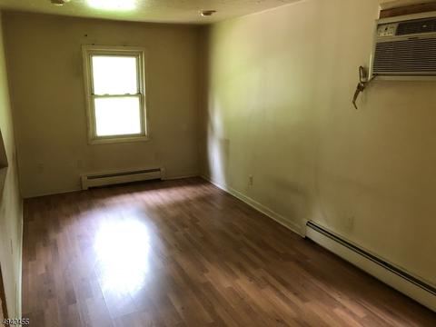 111 Manhattan Ave, Wayne, NJ 07470 photo 5