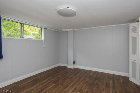 28 5th St, Dover, NJ 07801 photo 9