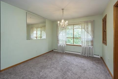 28 5th St, Dover, NJ 07801 photo 4