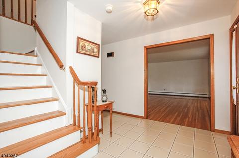 871 Preakness Ave, Wayne, NJ 07470 photo 3