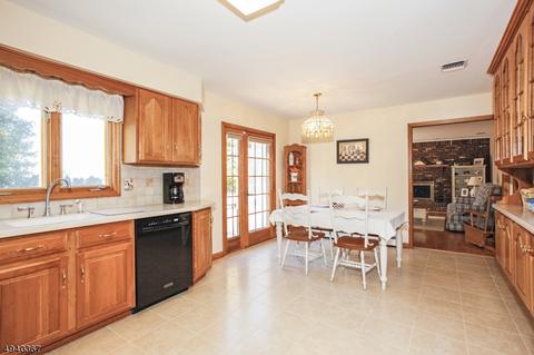 871 Preakness Ave, Wayne, NJ 07470 photo 5