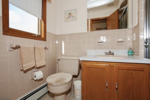 871 Preakness Ave, Wayne, NJ 07470 photo 13