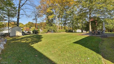84 Mandon Dr, Wayne, NJ 07470 photo 5