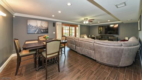 84 Mandon Dr, Wayne, NJ 07470 photo 15