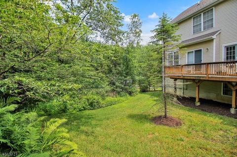 105 Arrowgate Dr, Randolph, NJ 07869 photo 12