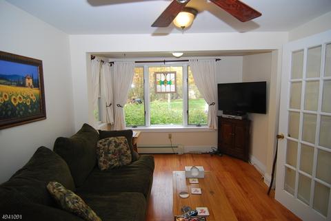 75 Maple Ave, Berkeley Heights, NJ 07922 photo 11
