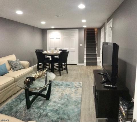 110 Adams Ter, Springfield, NJ 07081 photo 16