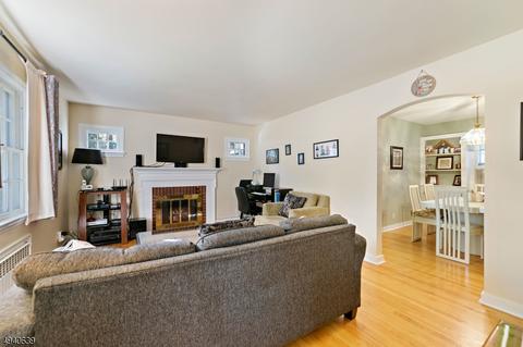 71 E Morris Ave, Parsippany-troy Hills Twp., NJ 07878 photo 5