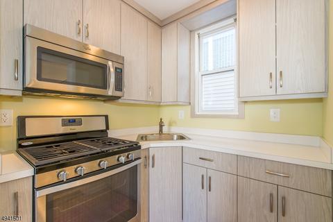 235 Wallington Ave, Wallington, NJ 07057 photo 5