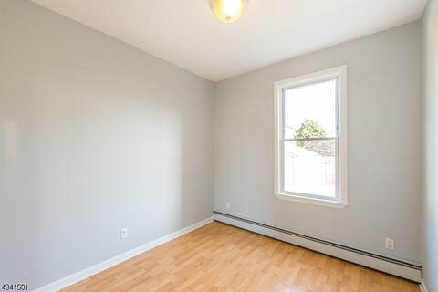 235 Wallington Ave, Wallington, NJ 07057 photo 16